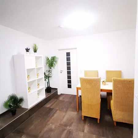 Schwert Souterrain Monteurwohnung Verden 버든