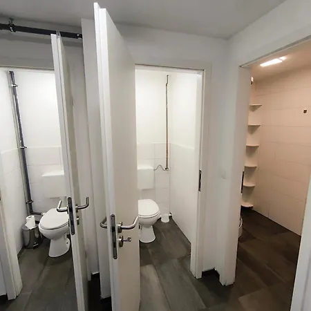 Schwert Souterrain Monteurwohnung Verden